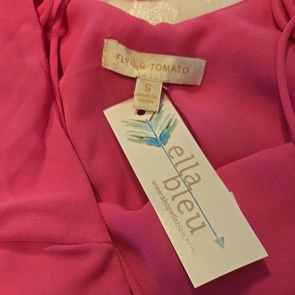 B3. New Flying Tomato Pink Ruffled Women's Top Size Small - Picture 2 of 4